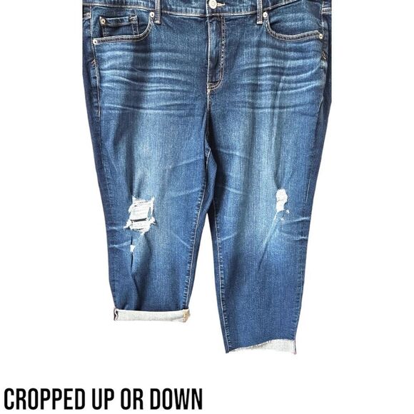TORRID PerfectβBoyfriend Ankle Vintage Stretch distressed Mid-Rise Jeans 22 Shor - Picture 3 of 16